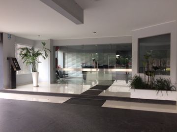 Vendo Hermoso Departamento 156 M2 Piso 8 Surco