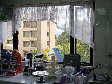 Sector Colegio San Gabriel, conjunto cerrado venta hermoso departamento de 131 m2; 3 dormitorios, 2 garages cubiertos y bodega.