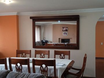Sector Colegio San Gabriel, conjunto cerrado venta hermoso departamento de 131 m2; 3 dormitorios, 2 garages cubiertos y bodega.