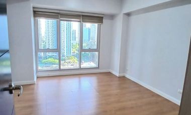 🚗 Parking Included! Rent this Spacious 3BR Unit at Two Maridien BGC! Don't Miss Out! 🅿️