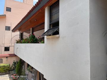Casa en venta en Naucalpan de Juarez Ciudad Satelite E.M. 24-184 ACN