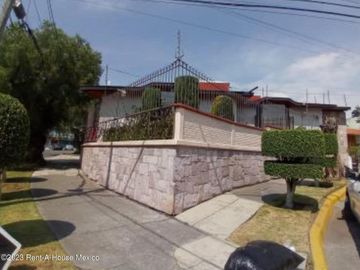 Casa en venta en Naucalpan de Juarez Ciudad Satelite E.M. 24-184 ACN