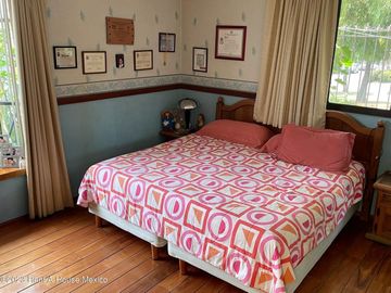 Casa en venta en Naucalpan de Juarez Ciudad Satelite E.M. 24-184 ACN