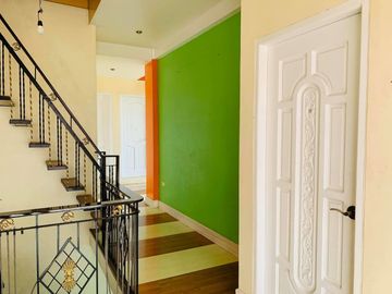 FORECLOSED 8 BEDROOMS HOUSE FOR SALE IN SAMBAT SAN PASCUAL BATANGAS