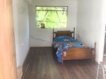 Gran terreno y casa Frente A Playa Chica
