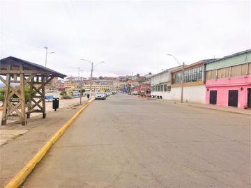 Gran terreno y casa Frente A Playa Chica