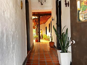 CASA LOTE EN EL RETIRO CERCA AL PARQUE PRINCIPAL