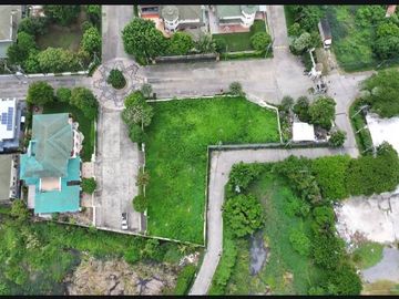 Best Location!! Land for Sale in the Golden Nakara Village project, On Nut 65, Prawet, Rama 9, Sukhumvit. Build a luxurious home in a premium resident