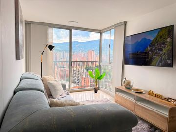 Amoblado HERMOSO Apartamento Piso 22 Sabaneta - Medellín