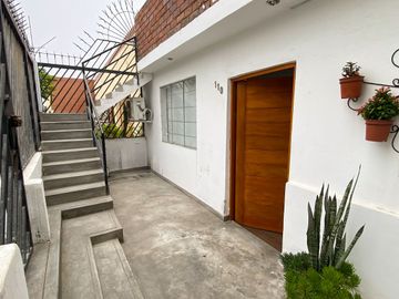 Se Vende Casa de palya con Piscina en San Bartolo de 124 m²