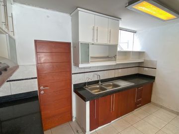 SE VENDE CASA