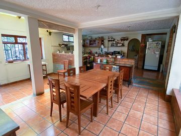 SE VENDE CASA