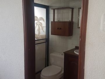 Hermosa casa en venta en la Urbanización Molinos del Viento sector Valle de los Chillos