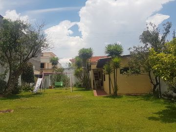 Hermosa casa en venta en la Urbanización Molinos del Viento sector Valle de los Chillos