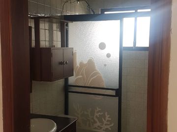Hermosa casa en venta en la Urbanización Molinos del Viento sector Valle de los Chillos