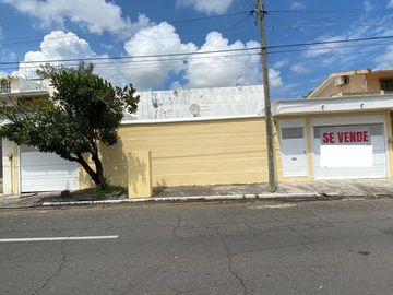 Casa de un nivel en Venta en Fraccionamiento Floresta