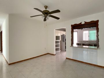 Casa de un nivel en Venta en Fraccionamiento Floresta