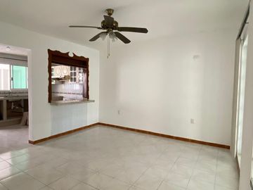 Casa de un nivel en Venta en Fraccionamiento Floresta