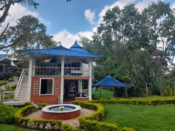 Venta de hermosa casa en Condominio Campestre -Montenegro Quindío