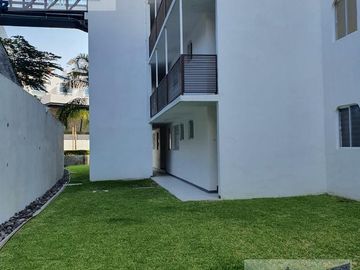 Club Nautico Departamento de 3 Recamaras 90 M2 de construccion con Vista Al Lago