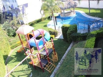 Club Nautico Departamento de 3 Recamaras 90 M2 de construccion con Vista Al Lago