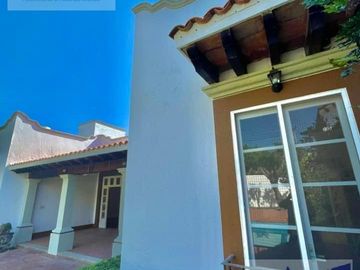 Cuernavaca casa en venta estilo Hacienda Colonia Vista Hermosa 1 nivel , 4 recamaras