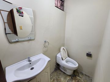 Vendo Casa Muy Bien Ubica a Unas Cuadras del Real Plaza Puruchuco