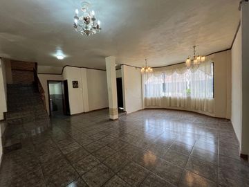 En Venta Casa Ubicada en Azogues Charasol