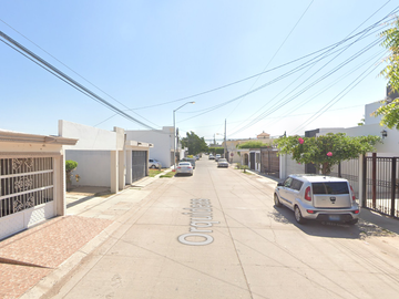¡¡Atención Inversionistas!! Venta de Casa en Remate Bancario, Col. Progreso San Rafael, Los Mochis.