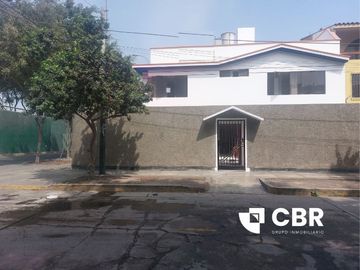 VENTA CASA EN SAN BORJA