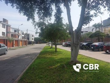 VENTA CASA EN SAN BORJA