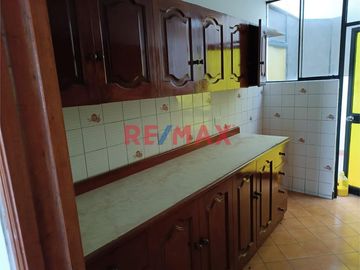 Se Vende Casa En Avenida