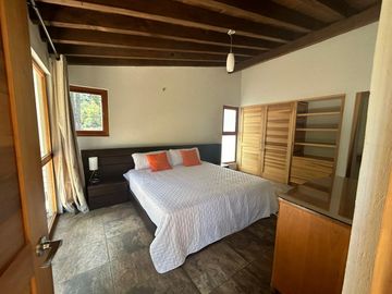 CASA EN VENTA EN AVANDARO