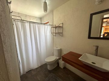 CASA EN VENTA EN AVANDARO