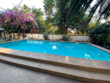 En venta casa estilo Colonial en la comuna de La Cisterna