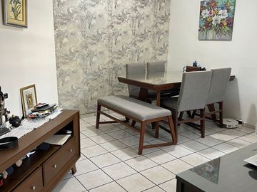 Casa en Venta en Colonia Staus al poniente de Hermosillo, Sonora
