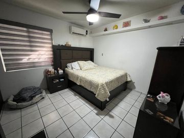 Casa en Venta en Colonia Staus al poniente de Hermosillo, Sonora