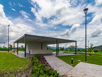 Casa en Venta con Canchas de padel a 15 minutos de Cuernavaca
