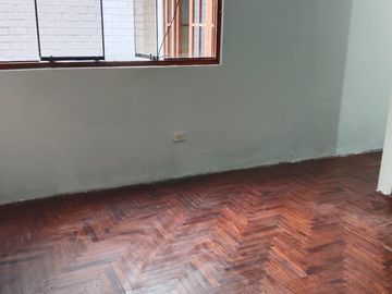Amplia propiedad de 3 dormitorios en Salamanca - venta