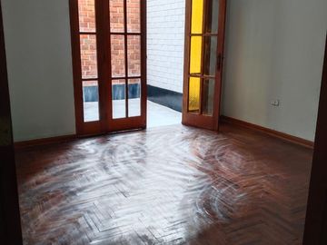 Amplia propiedad de 3 dormitorios en Salamanca - venta