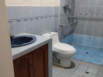 Amplia propiedad de 3 dormitorios en Salamanca - venta
