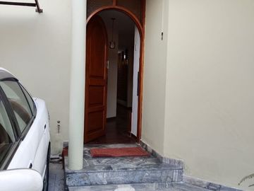 Amplia propiedad de 3 dormitorios en Salamanca - venta