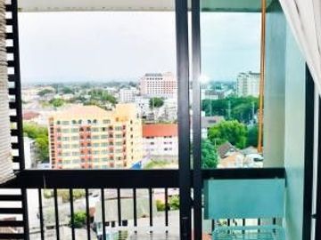 Fully furnished 1 Bedroom Condo for sale in The Shine Condo