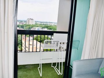 Fully furnished 1 Bedroom Condo for sale in The Shine Condo