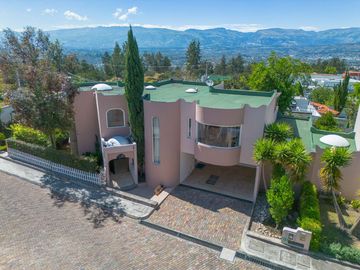 Casa de venta, Tanda - Sector Rancho San Francisco. Máster en PB. Conjunto