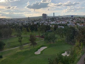 Departamento amueblado en renta en Torres del Country