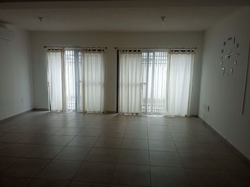 HERMOSA CASA EN VENTA ¡EN FRACC. CUMBRES, BOCA DEL RÍO, VERACRUZ!