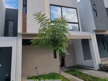 HERMOSA CASA EN VENTA ¡EN FRACC. CUMBRES, BOCA DEL RÍO, VERACRUZ!