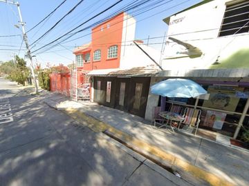CASA EN VENTA EN AV DE LOS CONTINENTES, FRACC ATLANTA, CUAUTITLAN IZCALLI, ESTADO DE MEXICO.EXCELENTE OPORTUNIDAD DE INVERSION.