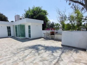 Casa en venta en El Centinela, Coyoacán, Ciudad de México